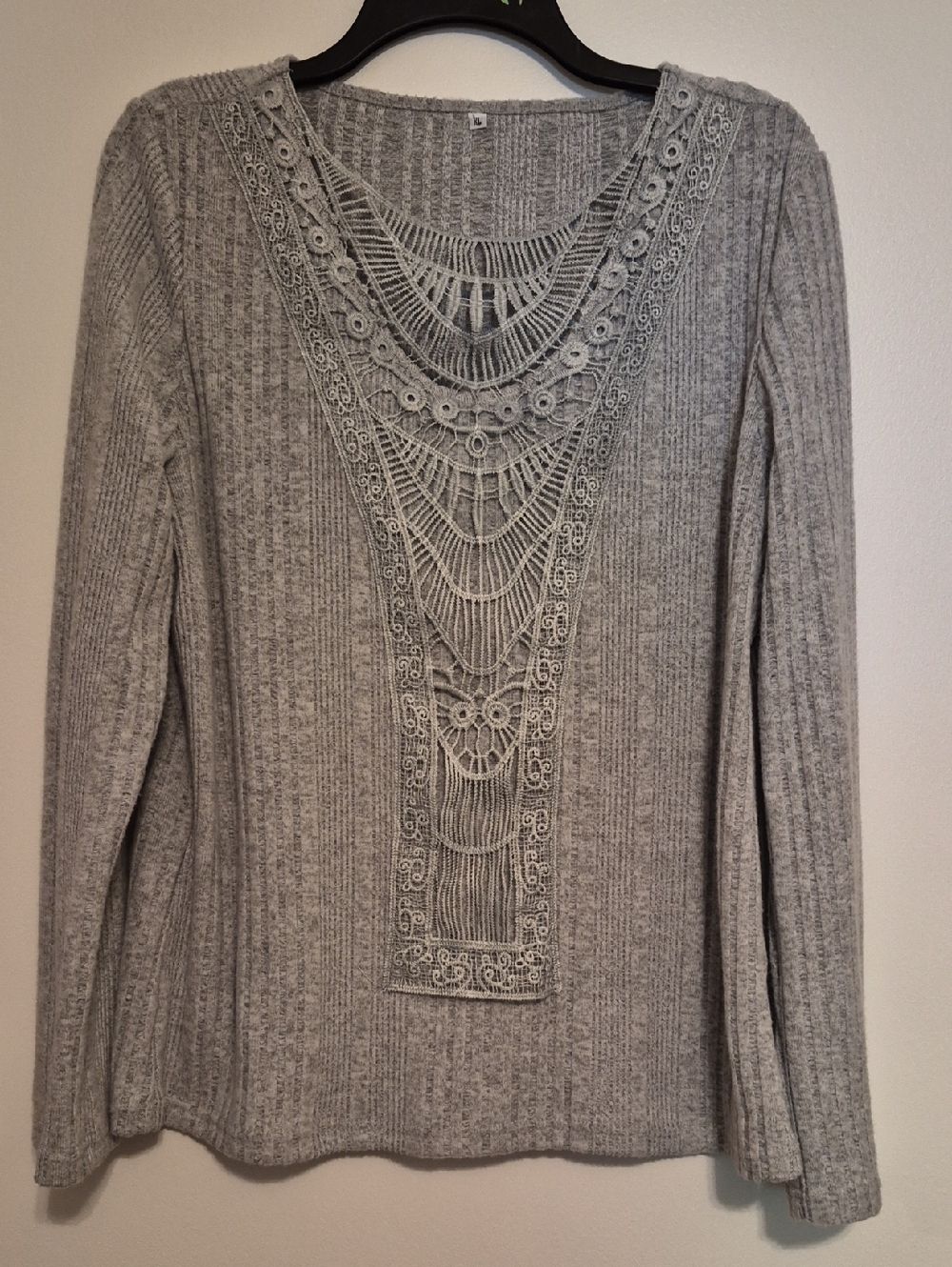 Soft Gray Long Sleeve Sweater With Lace Front Insert SZ XL